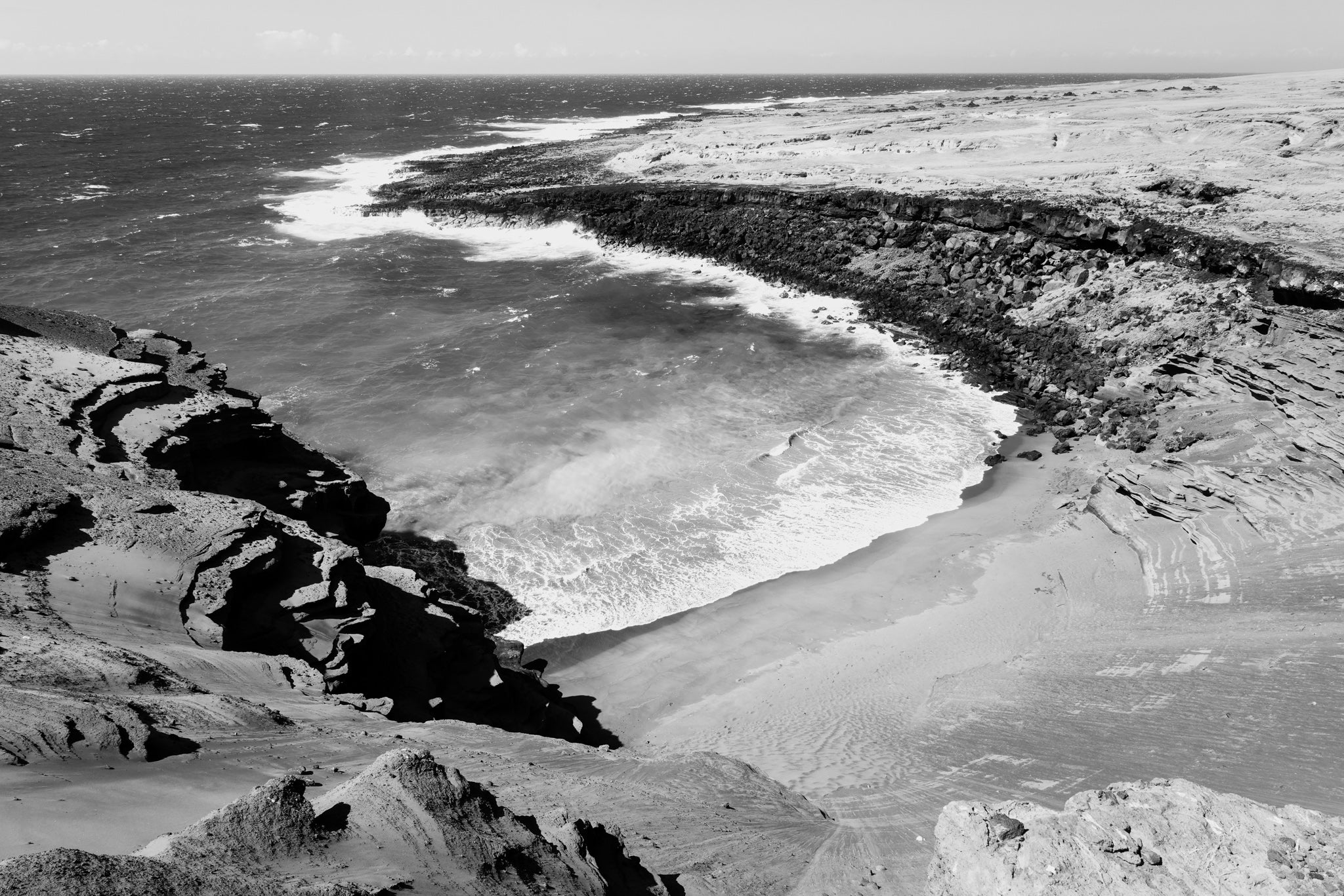 image of mahana beach black and white